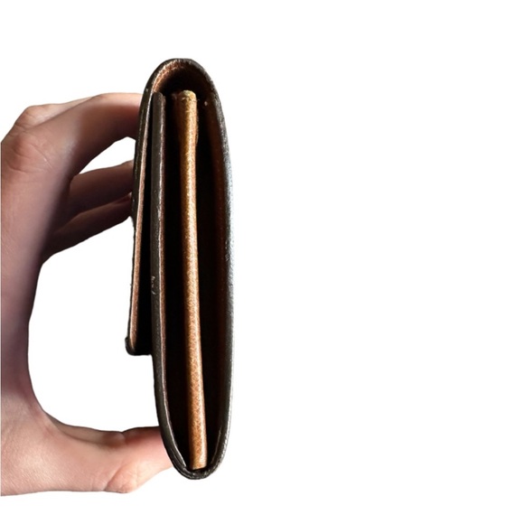 Louis Vuitton Vintage Monogram Coated Canvas Sarah Wallet - Picture 6 of 16